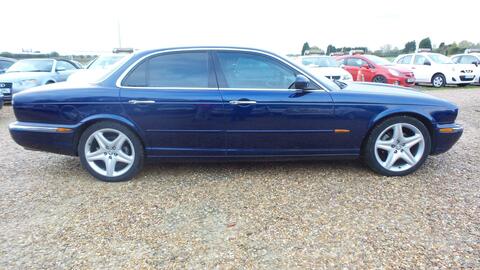 Jaguar XJ view 5