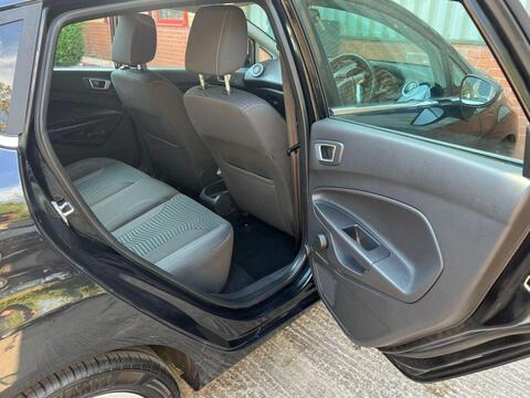 Ford Fiesta view 9