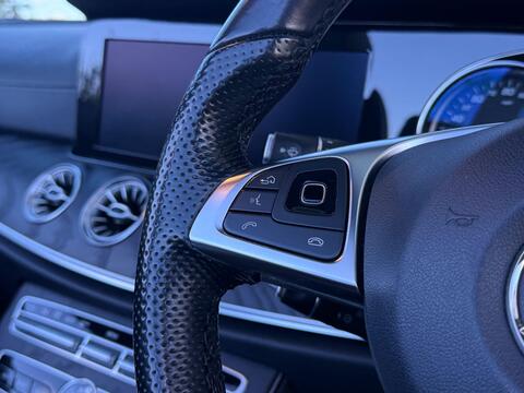 Mercedes-Benz E Class view 26
