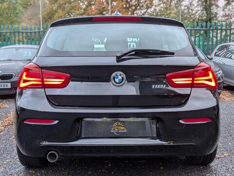 BMW 1 Series view 10