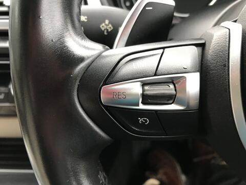 BMW 3 Series view 20