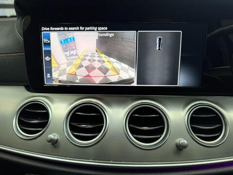 Mercedes-Benz E-Class view 35