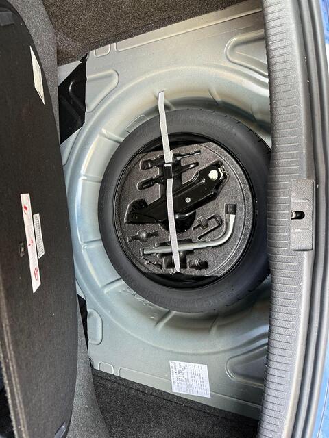 Volkswagen Golf view 18