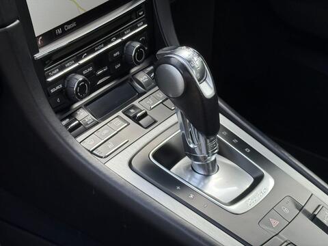 Porsche 911 view 57