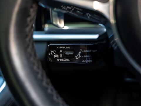Porsche Panamera view 23