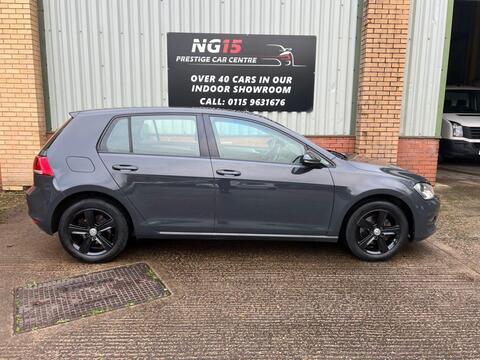 Volkswagen Golf view 2