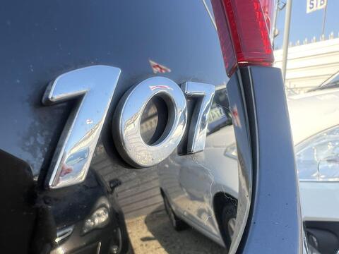 Peugeot 107 view 9
