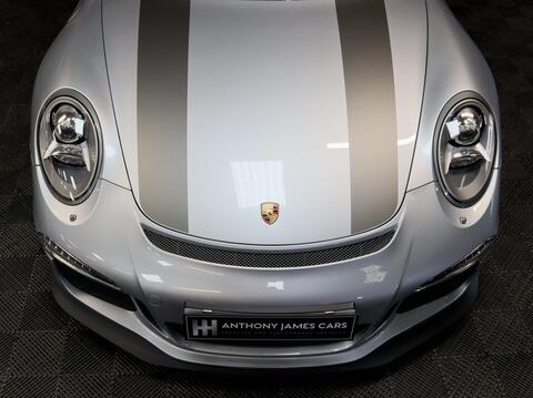 Porsche 911 view 86