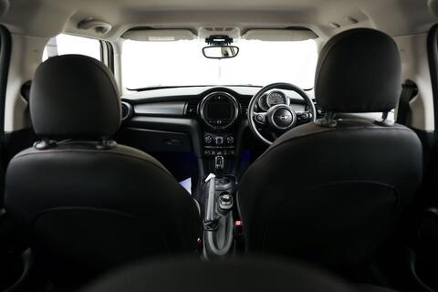 Mini Hatch view 9