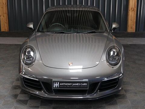 Porsche 911 view 65