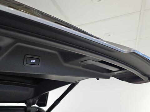 Land Rover Range Rover view 30