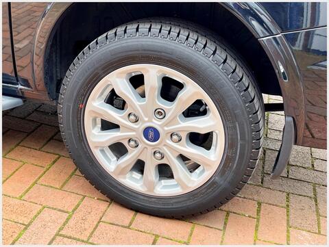 Ford Tourneo Custom view 47