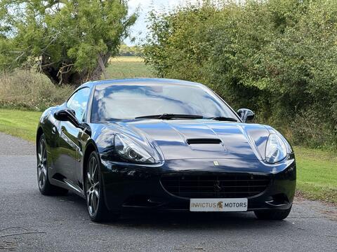 Ferrari California view 10