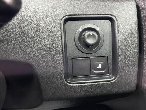 Dacia Duster view 26