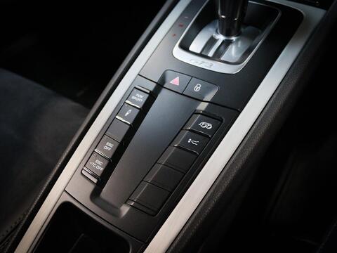 Porsche 911 view 108