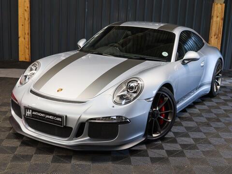 Porsche 911 view 20