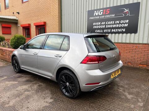 Volkswagen Golf view 8