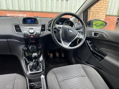 Ford Fiesta view 21