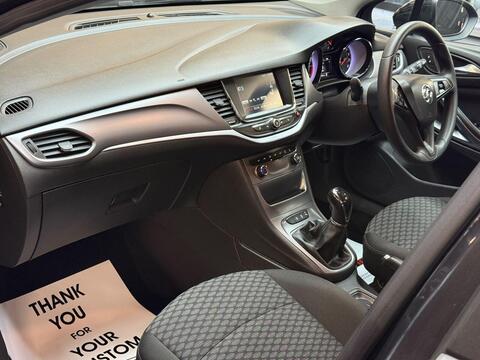 Vauxhall Astra view 11