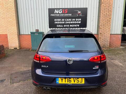 Volkswagen Golf view 6
