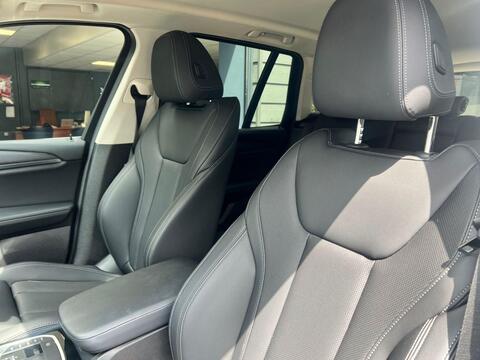 BMW X3 view 29