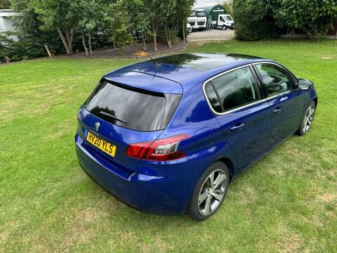 Peugeot 308 view 11