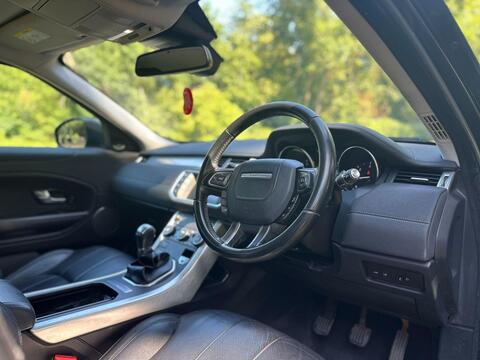 Land Rover Range Rover Evoque view 29