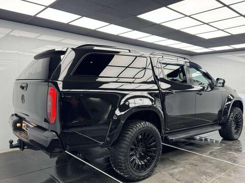 Mercedes-Benz X-Class view 8