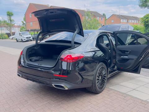 Mercedes-Benz E Class view 27
