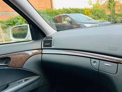 Mercedes-Benz E Class view 53
