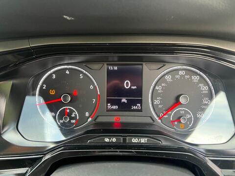 Volkswagen Polo view 24