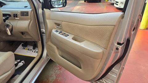 Toyota Raum view 24