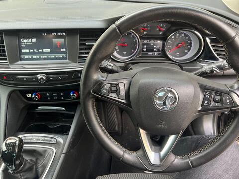 Vauxhall Insignia view 20