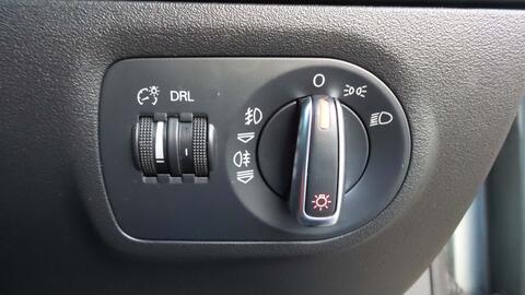 Audi TT view 21