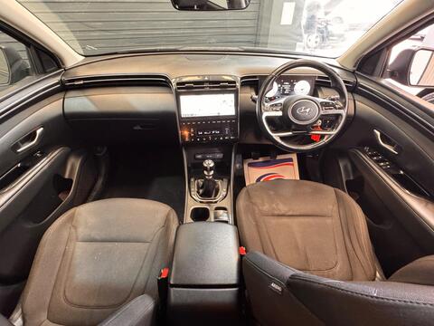 Hyundai Tucson view 32