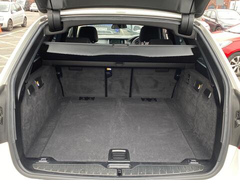 BMW 5 Series view 31