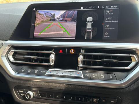 BMW 3 Series view 21