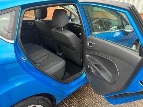 Ford Fiesta view 11