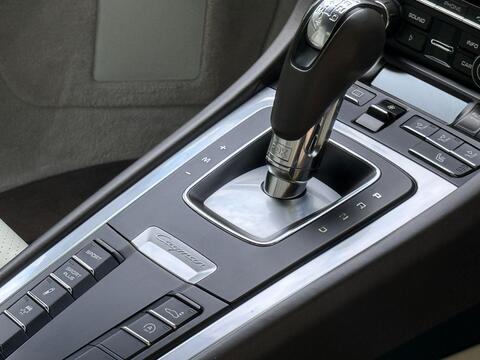 Porsche Cayman view 43