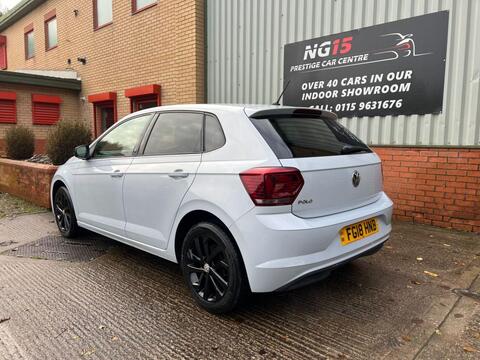 Volkswagen Polo view 5