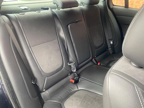 Jaguar XF view 15