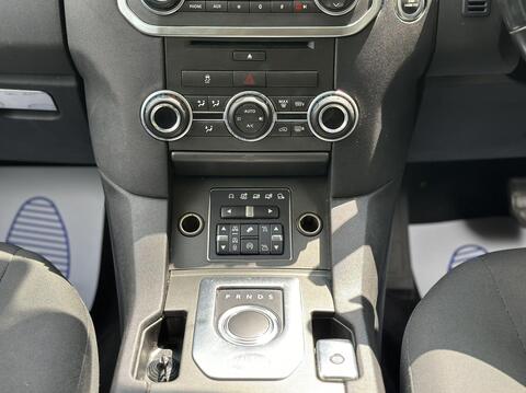 Land Rover Discovery view 16