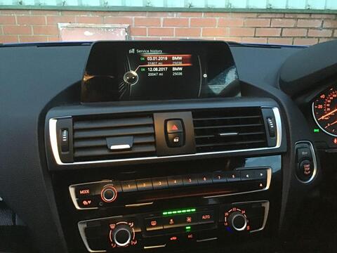 BMW 1 Series view 18