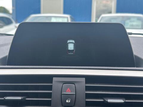 BMW 1 Series view 18