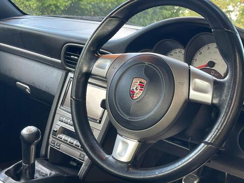 Porsche 911 view 22