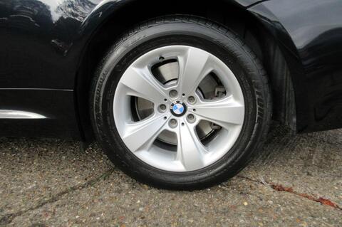 BMW 6 Series view 36