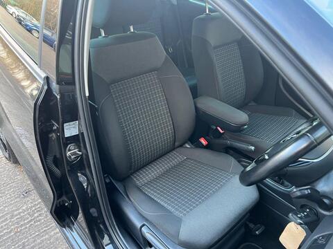 Volkswagen Polo view 12