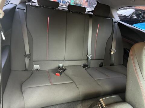 BMW 1 Series view 21