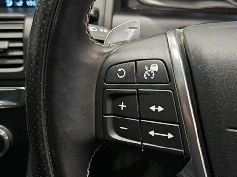 Volvo XC60 view 17