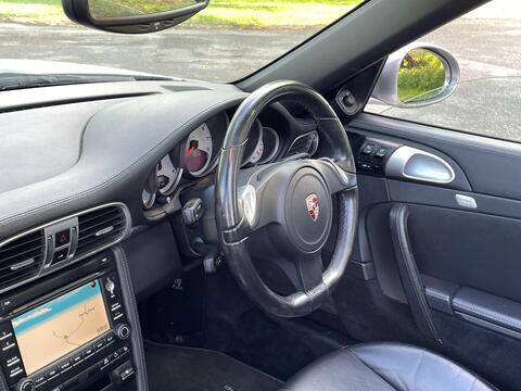 Porsche 911 view 14
